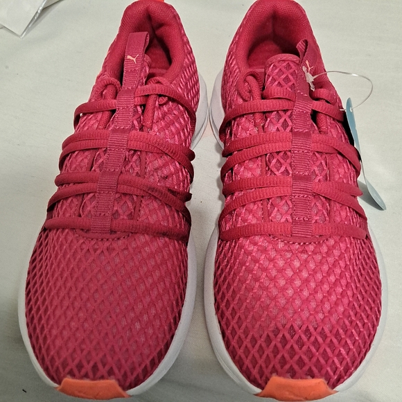 NEW PUMA Women's Prowl Alt Shoes - Picture 2 of 7